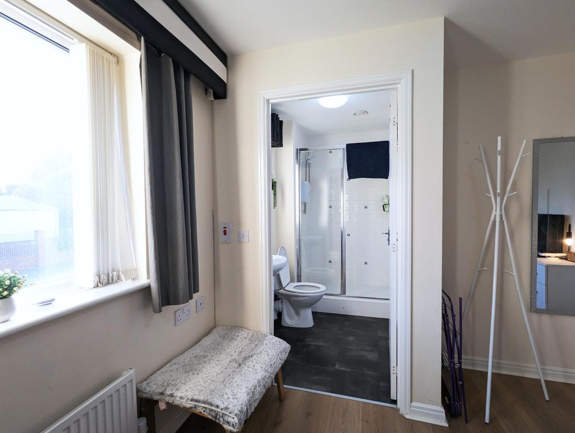 Guest Rooms Near City Centre Anfield Free Parking Liverpool Exterior foto