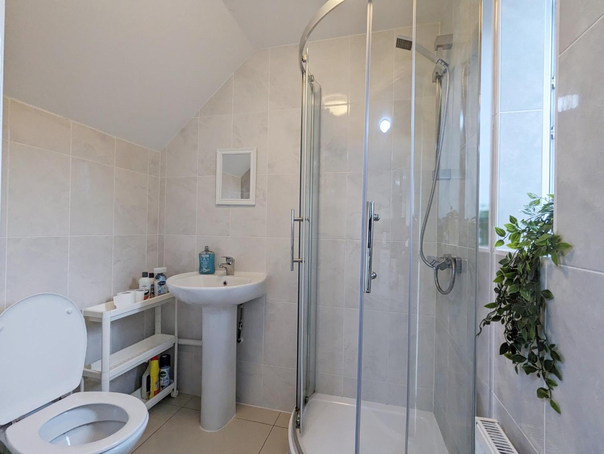 Guest Rooms Near City Centre Anfield Free Parking Liverpool Exterior foto